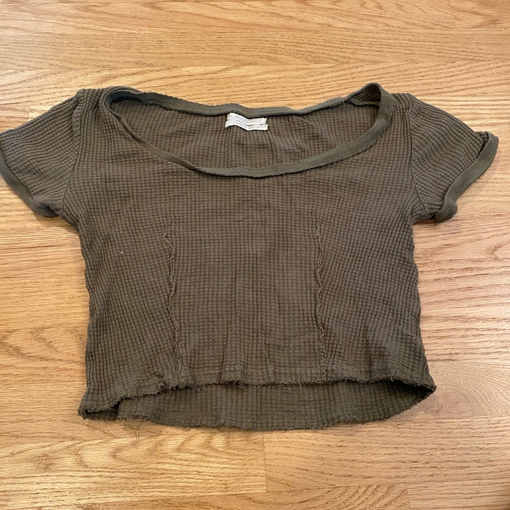 Urban Outfitters olive green scoop neck tee